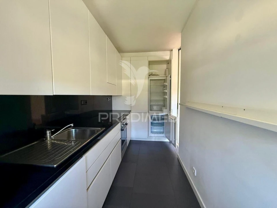 Apartamento T2 para Venda em Sacavém e Prior Velho Foto 22