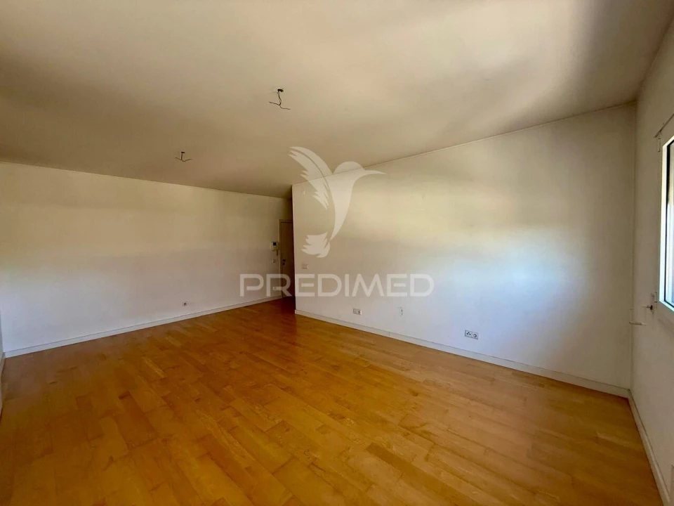 Apartamento T2 para Venda em Sacavém e Prior Velho Foto 10