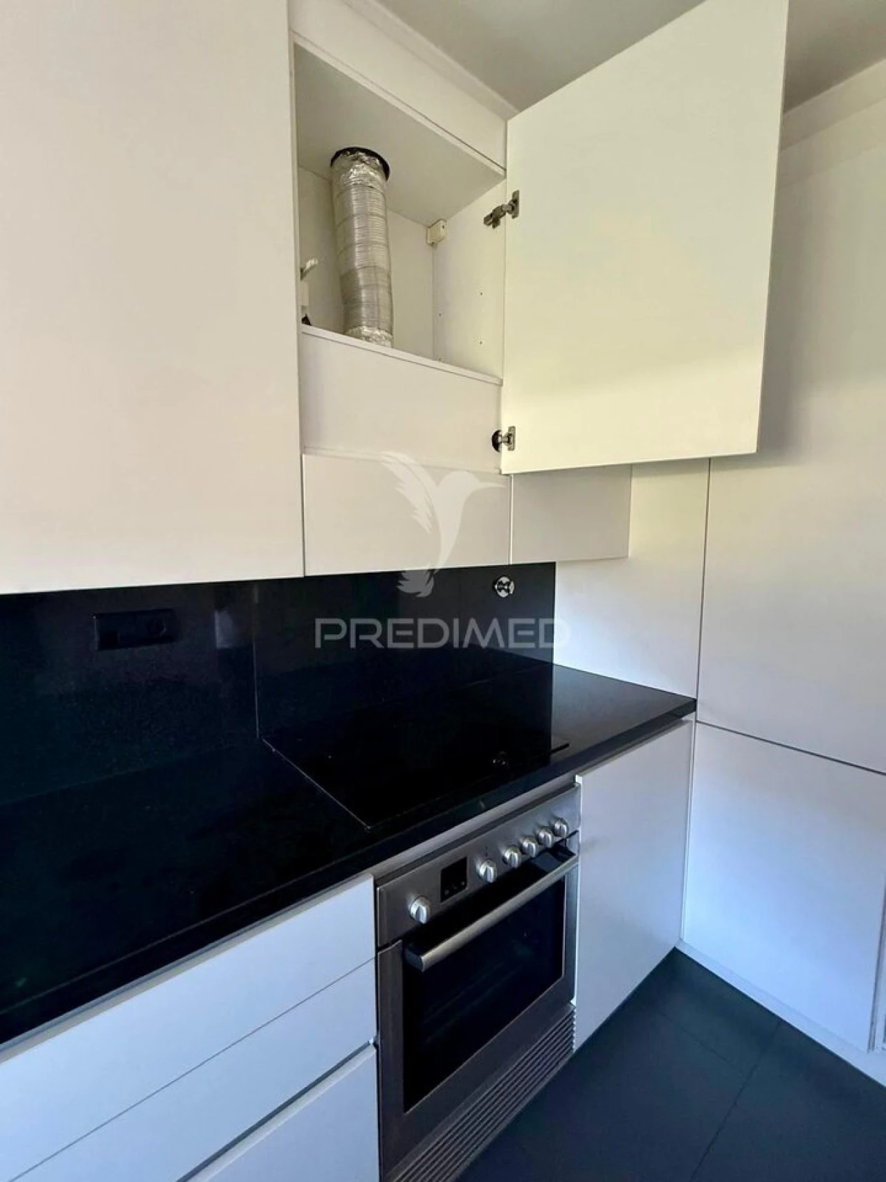 Apartamento T2 para Venda em Sacavém e Prior Velho Foto 11