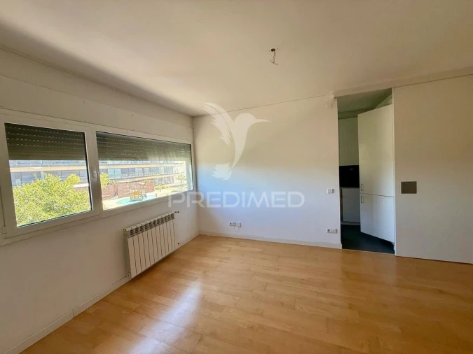 Apartamento T2 para Venda em Sacavém e Prior Velho Foto 12