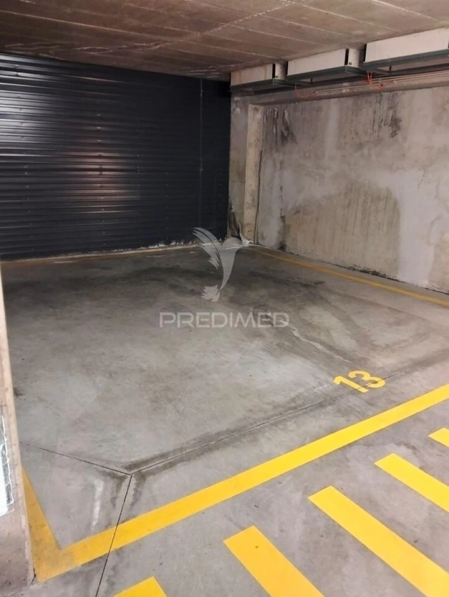 Apartamento T2 para Venda em Sacavém e Prior Velho Foto 25