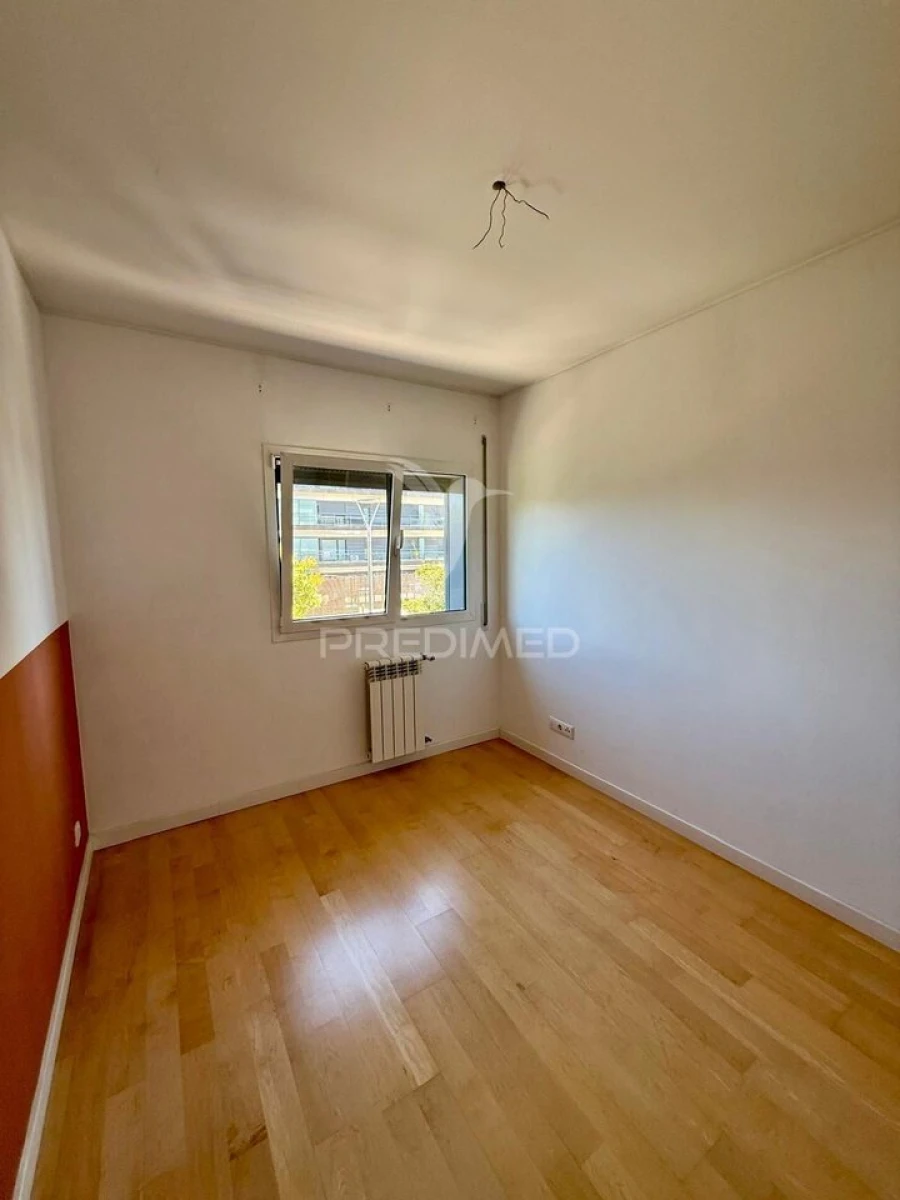 Apartamento T2 para Venda em Sacavém e Prior Velho Foto 23