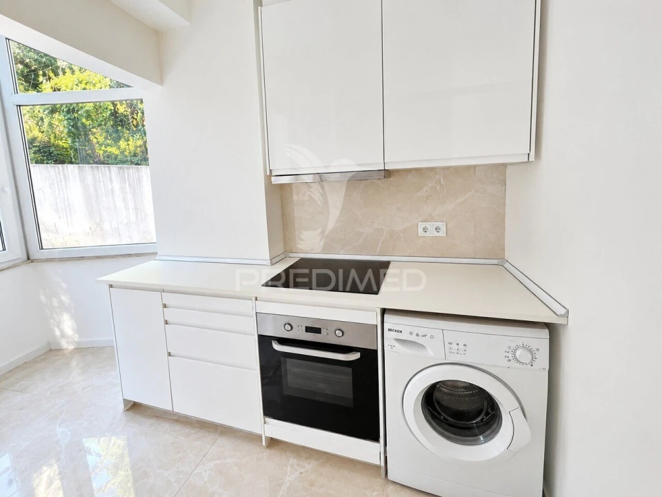 Apartamento T2 para Venda em Cascais e Estoril Foto 1