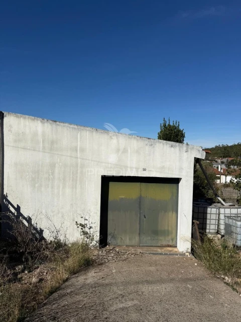 Moradia T3 para Venda em Minde