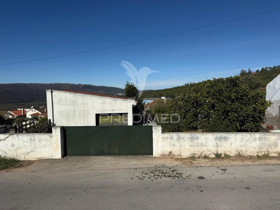 Moradia T3 para Venda em Minde Foto 38