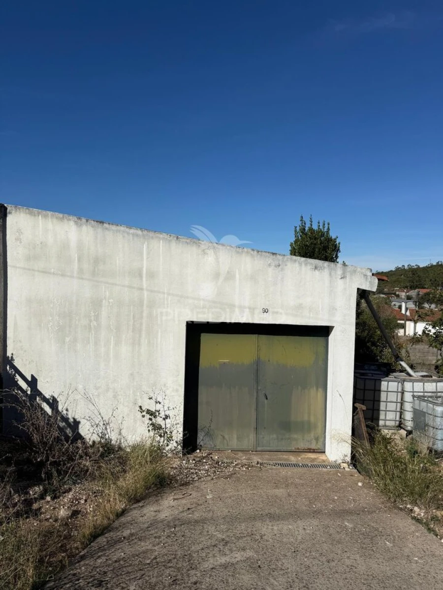 Moradia T3 para Venda em Minde Foto 37