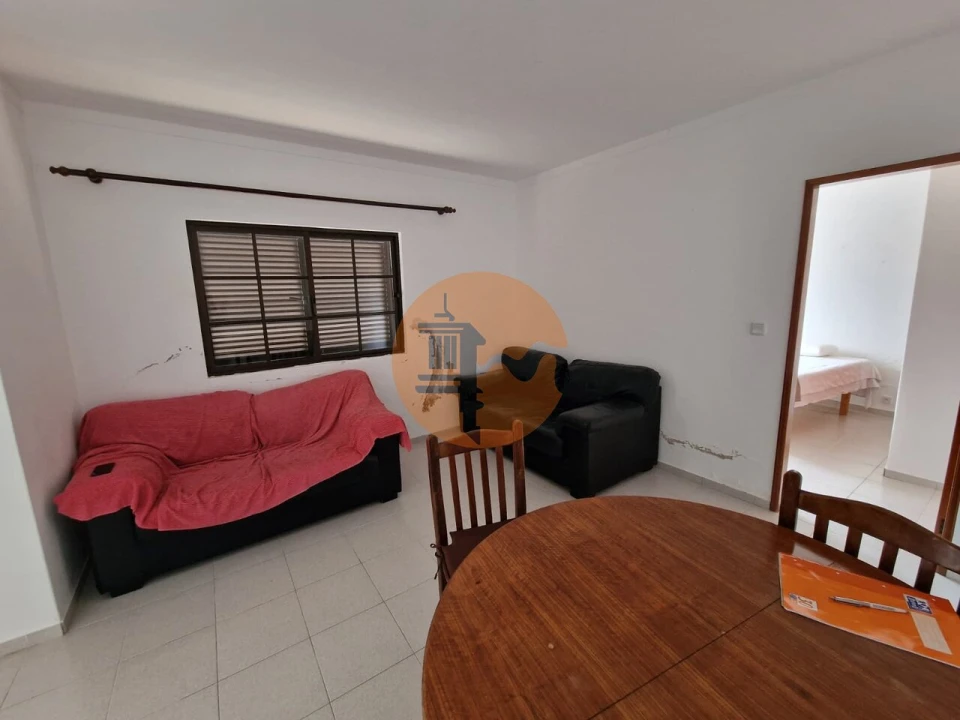 Moradia T1 para Venda em Vaqueiros Foto 6
