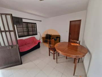 Moradia T1 para Venda em Vaqueiros