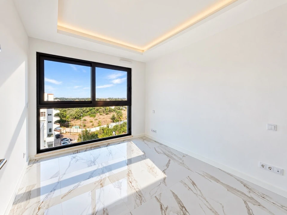 Apartamento T1 para Venda em Portimão Foto 6