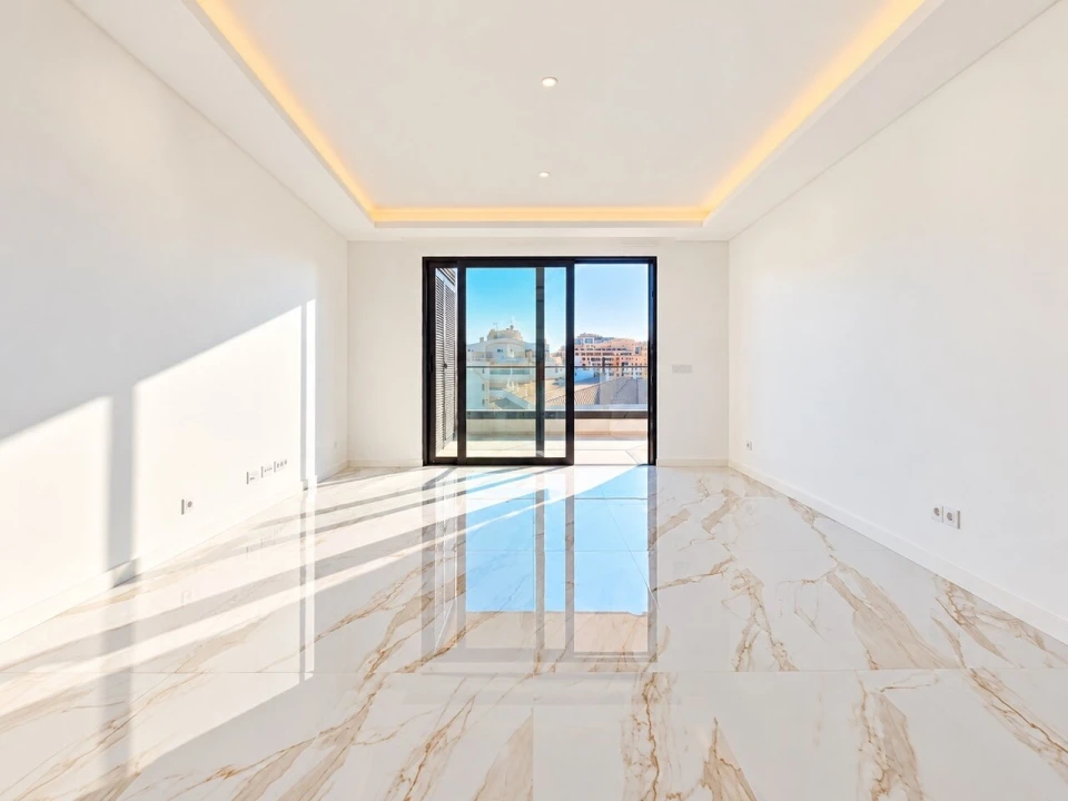 Apartamento T2 para Venda em Portimão Foto 2