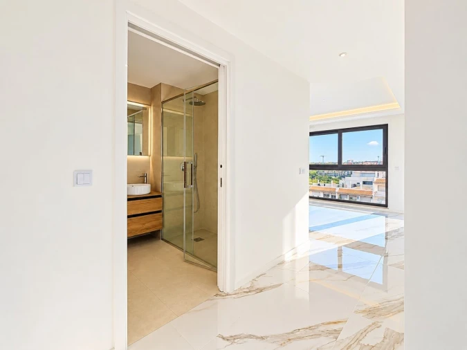 Apartamento T3 para Venda em Portimão Foto 8