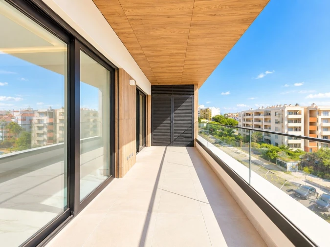 Apartamento T2 para Venda em Portimão Foto 6