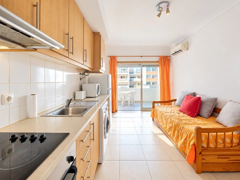 Apartamento T1 para Venda em Portimão Foto 3