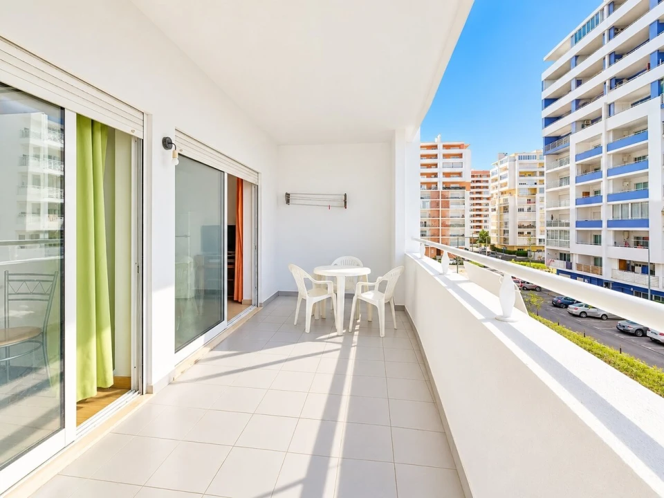 Apartamento T1 para Venda em Portimão Foto 6