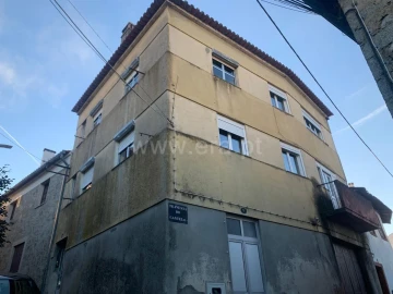 Moradia T4 para Venda em Fundão, Valverde, Donas, A. Joanes, A. Nova Cabo