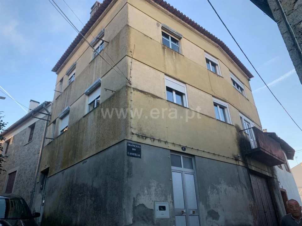 Moradia T4 para Venda em Fundão, Valverde, Donas, A. Joanes, A. Nova Cabo Foto 2