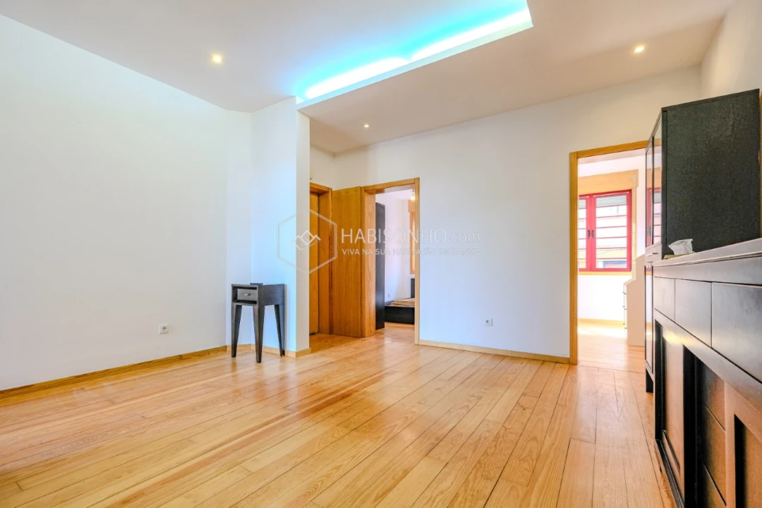 Apartamento T2 para Venda em Bonfim Foto 2