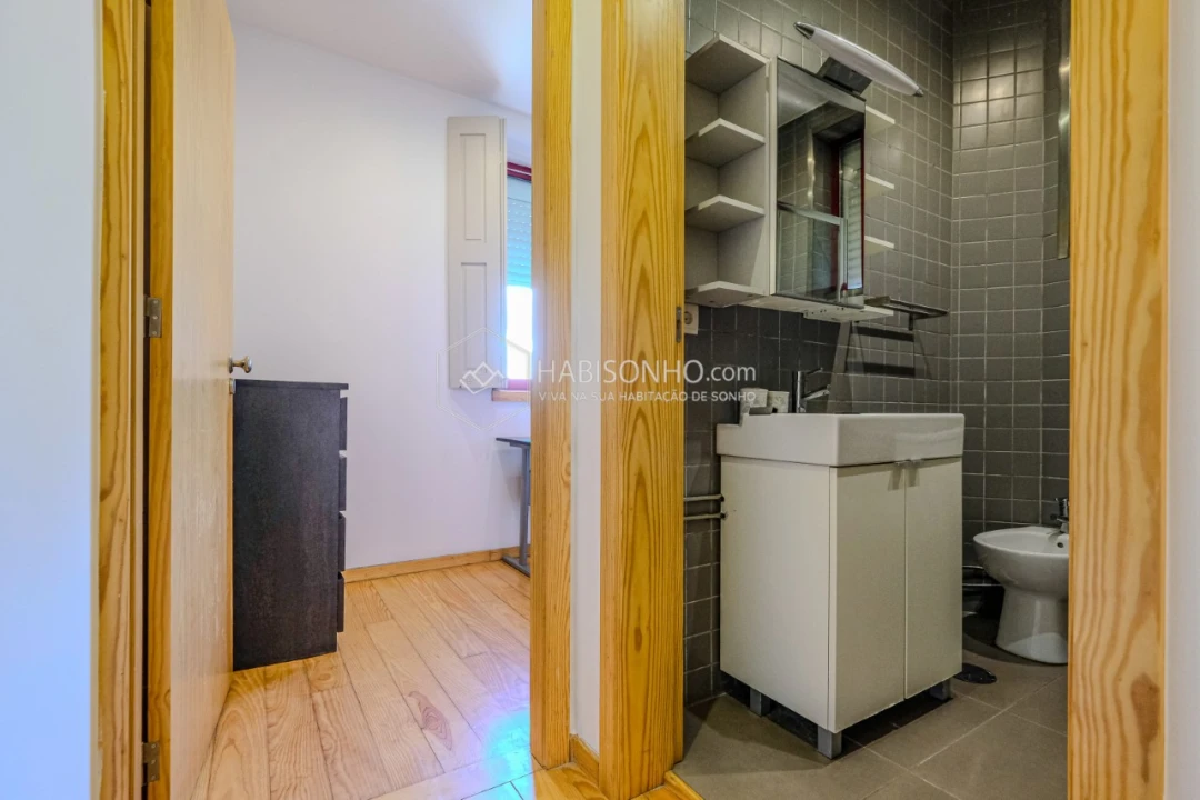 Apartamento T2 para Venda em Bonfim Foto 10