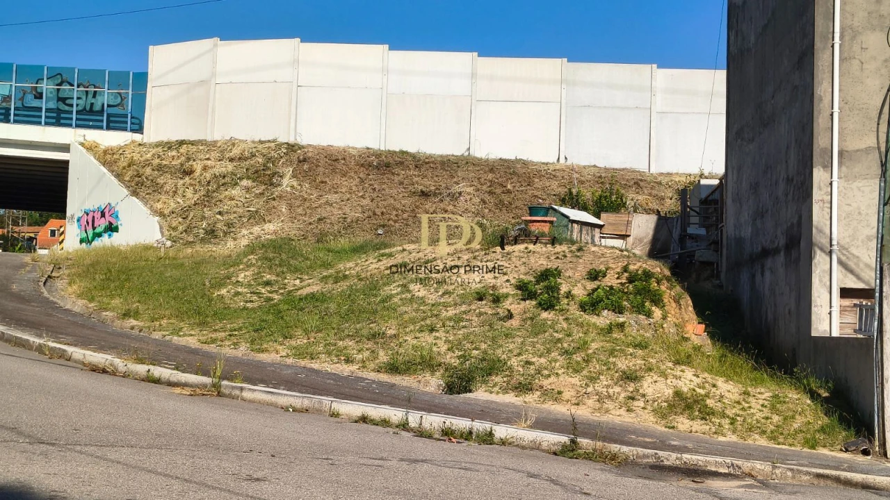 Terreno para Venda em Custóias, Leça do Balio e Guifões Foto 1