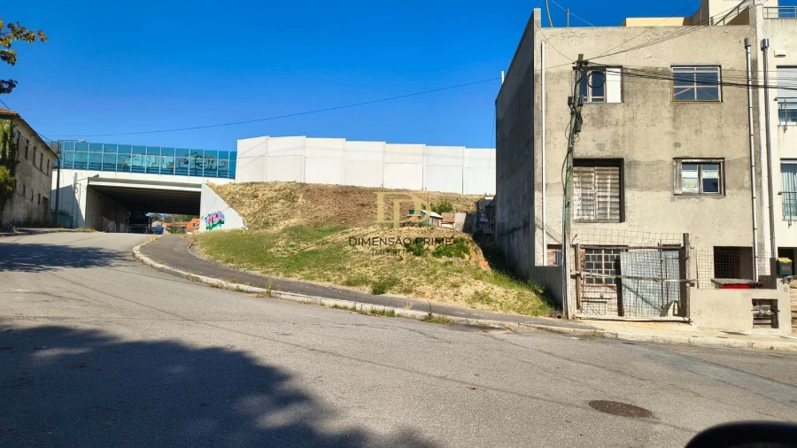Terreno para Venda em Custóias, Leça do Balio e Guifões Foto 2