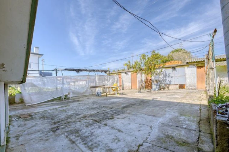 Moradia T3 para Venda em Serzedo e Perosinho Foto 26