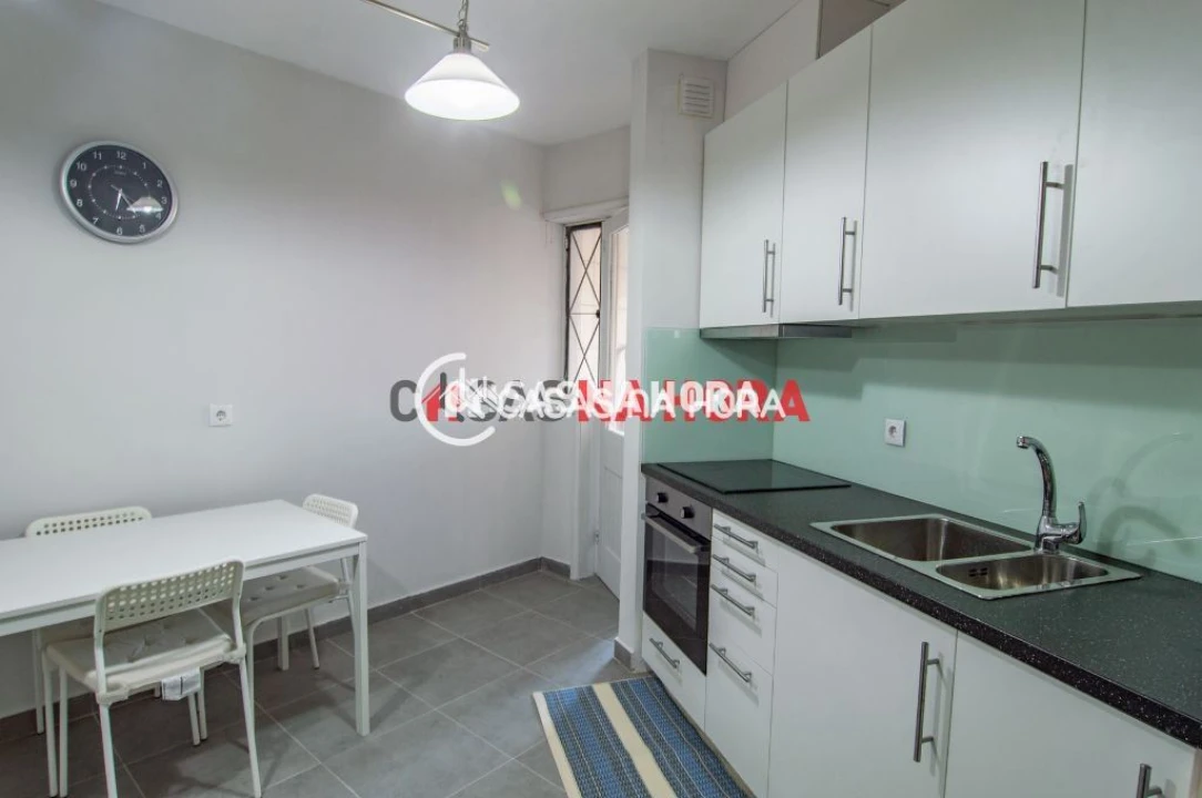 Apartamento T2 para Arrendamento em Mafamude e Vilar do Paraíso Foto 12