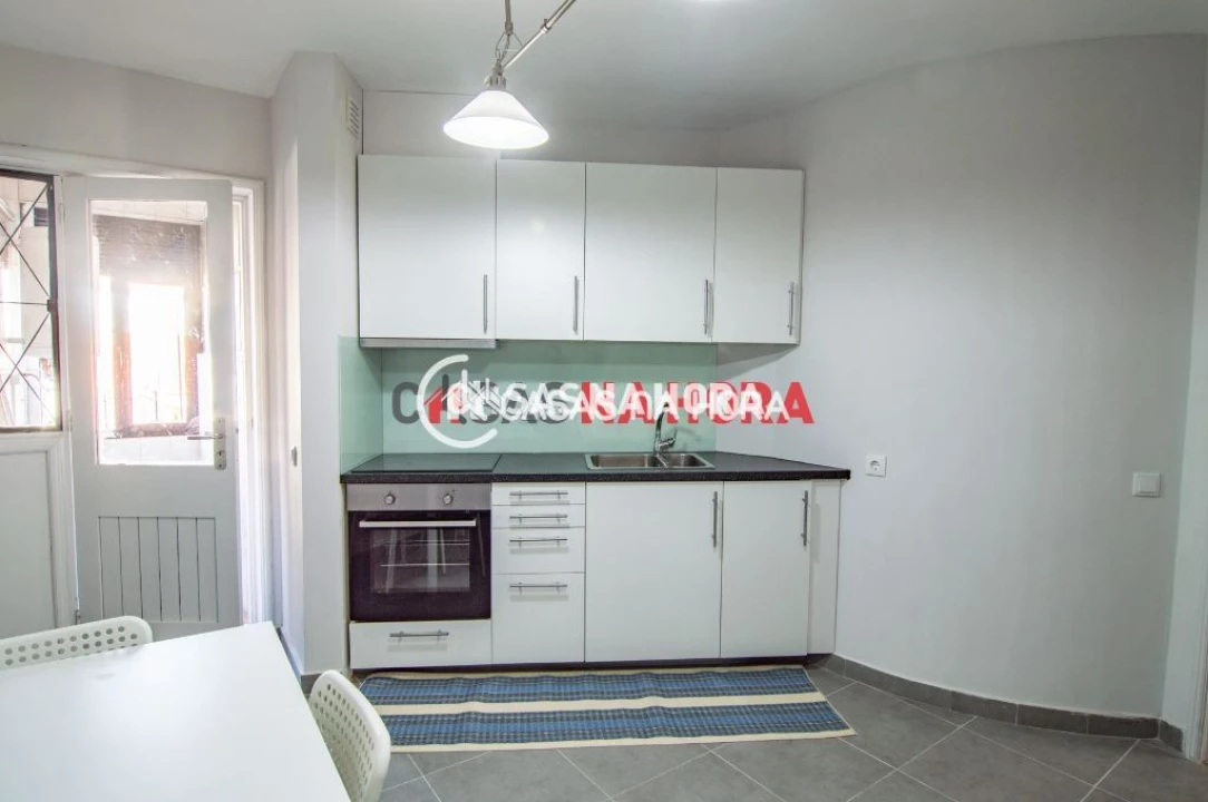 Apartamento T2 para Arrendamento em Mafamude e Vilar do Paraíso Foto 13