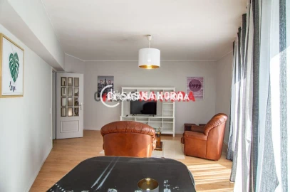 Apartamento T2 para Arrendamento em Mafamude e Vilar do Paraíso
