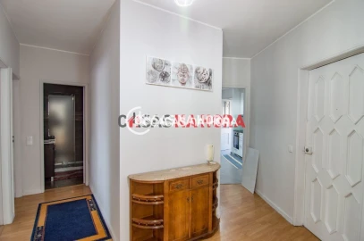 Apartamento T2 para Arrendamento em Mafamude e Vilar do Paraíso