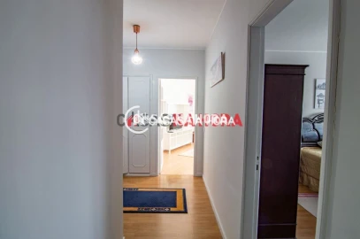 Apartamento T2 para Arrendamento em Mafamude e Vilar do Paraíso