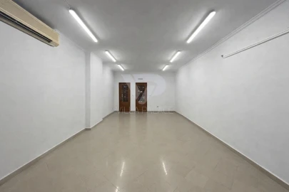 Loja para Venda em Odivelas