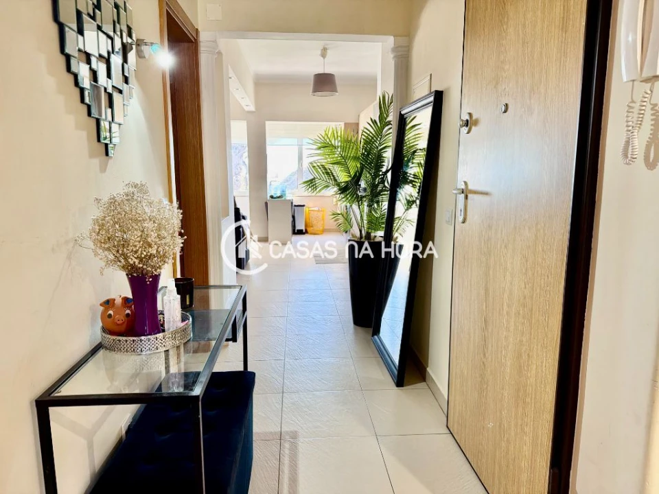 Apartamento T3 para Venda em Almada, Cova da Piedade, Pragal e Cacilhas Foto 16