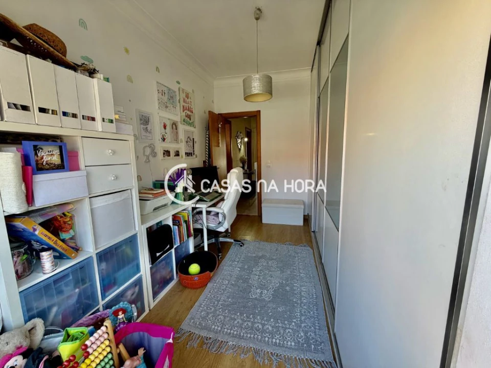 Apartamento T3 para Venda em Almada, Cova da Piedade, Pragal e Cacilhas Foto 23