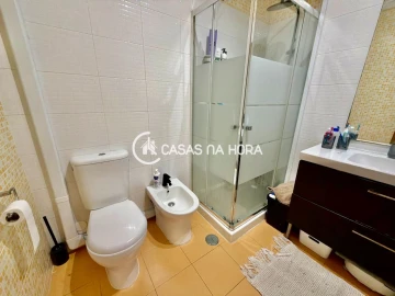 Apartamento T3 para Venda em Almada, Cova da Piedade, Pragal e Cacilhas