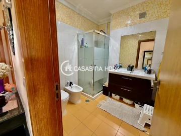 Apartamento T3 para Venda em Almada, Cova da Piedade, Pragal e Cacilhas