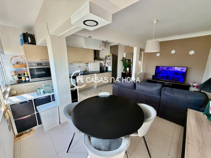 Apartamento T3 para Venda em Almada, Cova da Piedade, Pragal e Cacilhas Foto 2