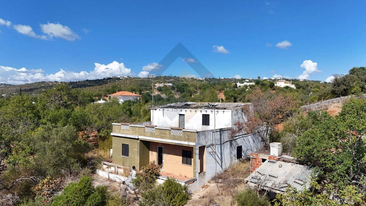 Moradia T3 para Venda em Loule (São Sebastião) Foto 6