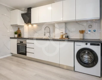 Apartamento T3 para Venda em Laranjeiro e Feijó