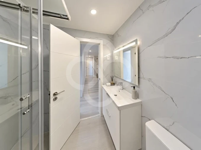 Apartamento T3 para Venda em Laranjeiro e Feijó Foto 11