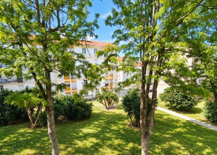 Apartamento T3 para Venda em Laranjeiro e Feijó Foto 19