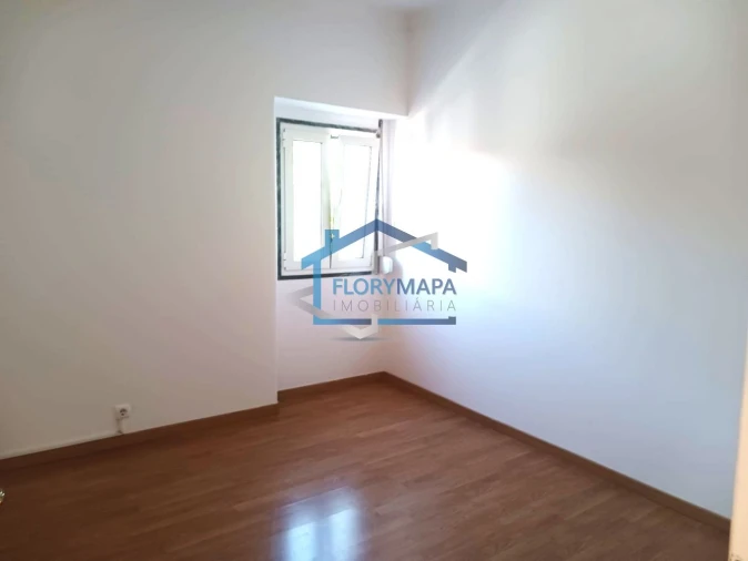 Apartamento T4 para Venda em Alcabideche Foto 7