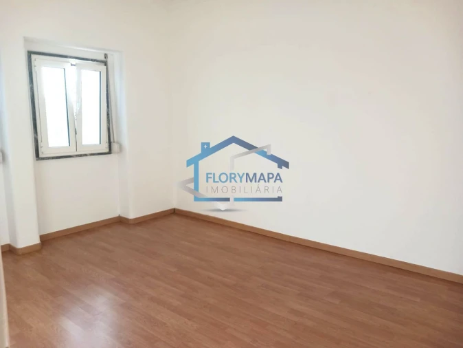 Apartamento T4 para Venda em Alcabideche Foto 8