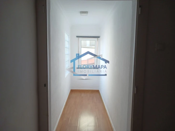 Apartamento T4 para Venda em Alcabideche Foto 12