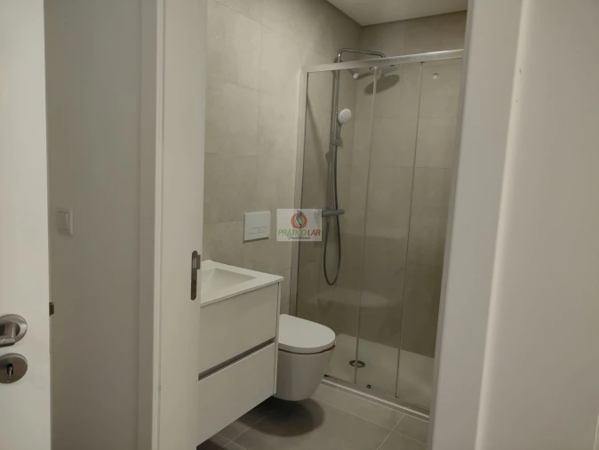 Apartamento T1 para Venda em Esgueira Foto 5