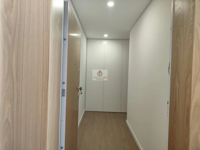 Apartamento T1 para Venda em Esgueira Foto 11