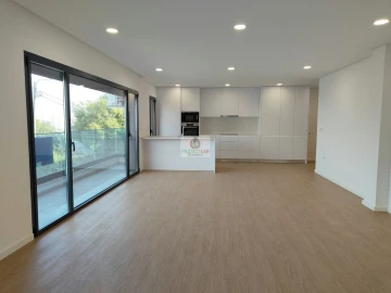 Apartamento T3 para Venda em Esgueira