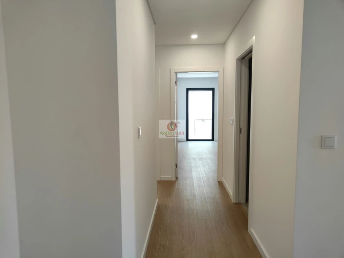 Apartamento T3 para Venda em Esgueira Foto 5
