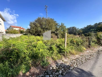 Terreno para Venda em Campos e Vila Meã