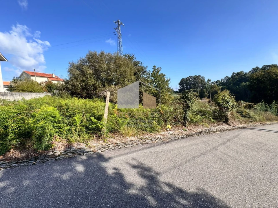 Terreno para Venda em Campos e Vila Meã Foto 12
