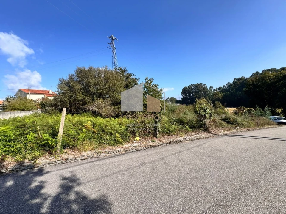 Terreno para Venda em Campos e Vila Meã Foto 6